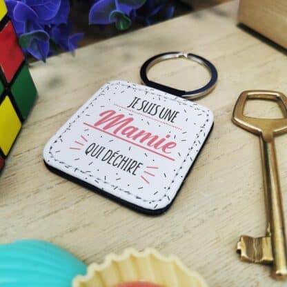 Porte clé "Je suis une mamie qui déchire" - Cadeau Mamie – Image 5